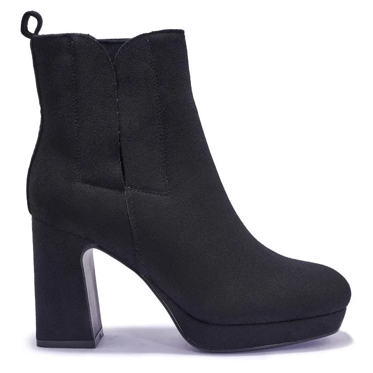 ABE5 Block Heel Ankle Boots. £5.00 per pair