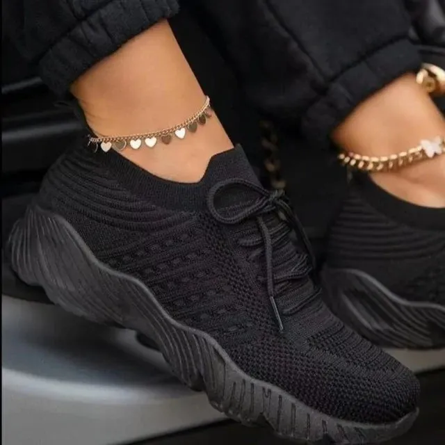 Casual Chic Sporty Sneakers