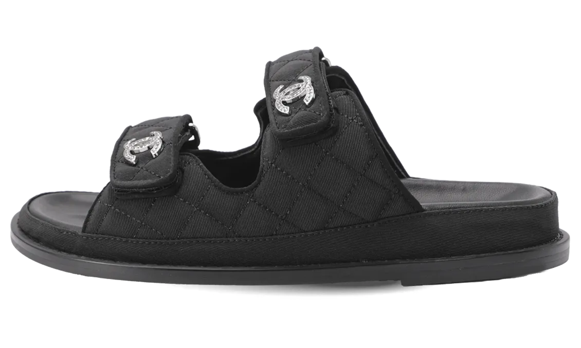 Chanel Black leather CC Logo Sandals