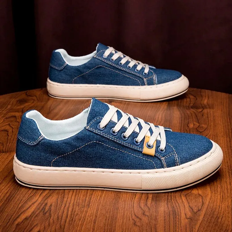 Classic Martin Canvas Shoes