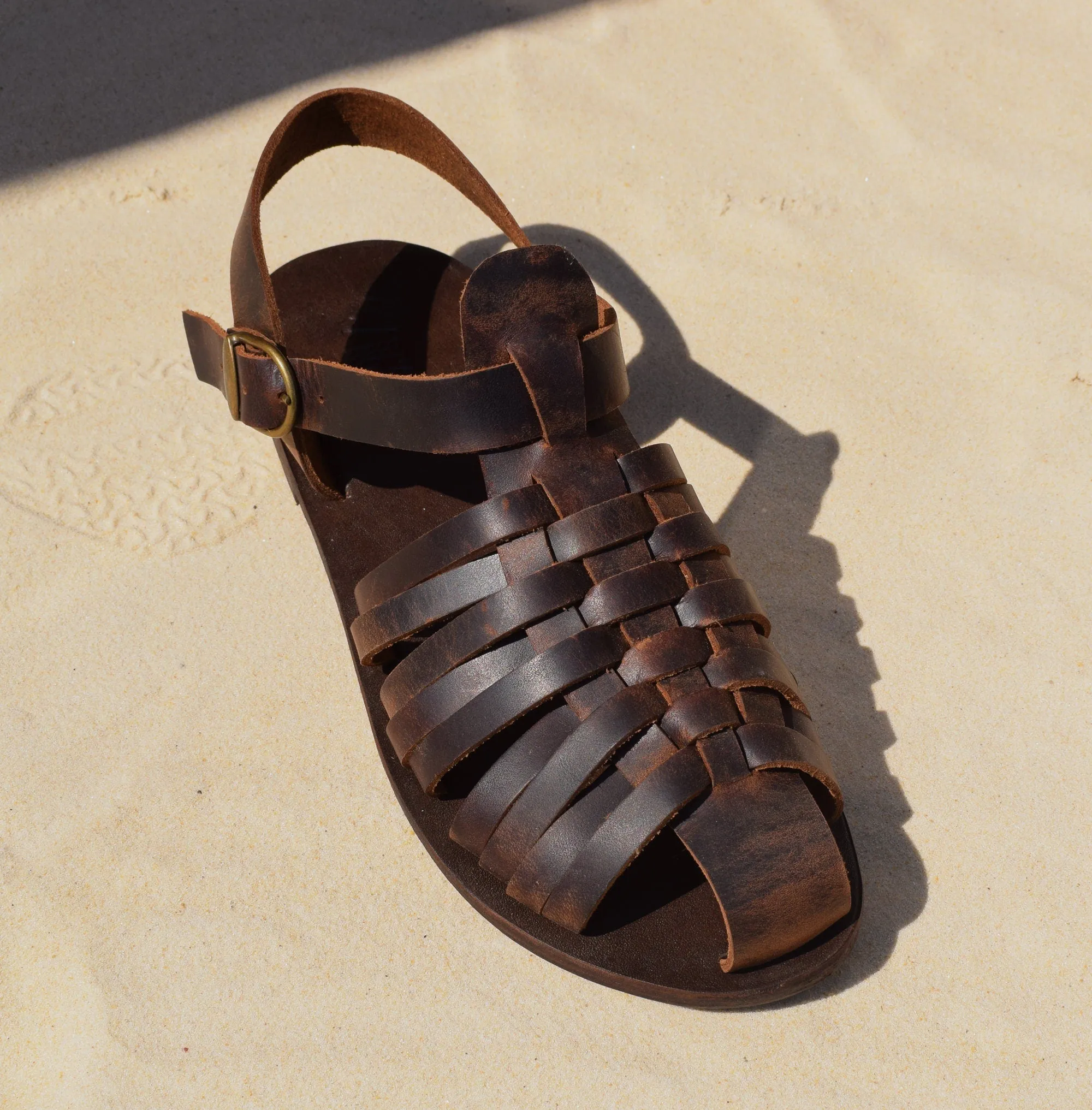 Closed toe fisherman Men Handmade greek sandals High Quality Vegetable tanned Genuine Leather Free shipping Color Brown Man Summer Shoes