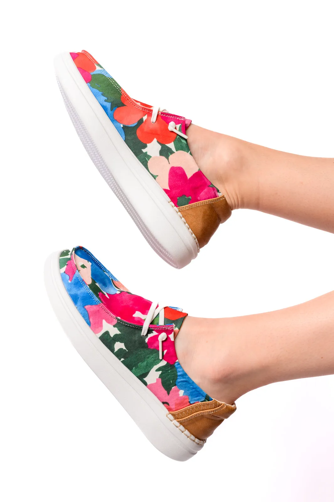 Kayak 2 Shoes in Floral - Corkys