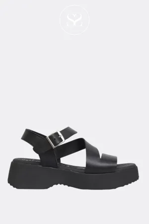 OH MY SANDALS 5685 BLACK LEATHER CHUNKY SANDALS